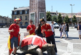 Bordeaux “tăng nhiệt” trước trận cầu đinh Croatia - Tây Ban Nha
