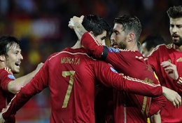 Danny Van Bakel: "Tây Ban Nha sẽ vượt qua CH Czech bằng đẳng cấp"