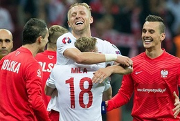 Bảng C, Ba Lan 1-0 Bắc Ireland: Ba Lan tạm chiếm ngôi đầu