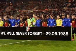 Dư âm vụ khủng bố ở Pháp: Các ngôi sao tính... bỏ EURO