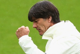 Đức - Slovakia: Lạt mềm buộc chặt