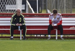 23h00 ngày 29/05, Tây Ban Nha - Bosnia: Con tính của Del Bosque