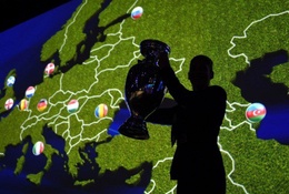 VCK EURO và "người dẫn chuyện" Lịch sử (Kỳ 1)