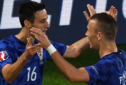 Loạt trận cuối bảng D EURO 2016: Những điều bất thường