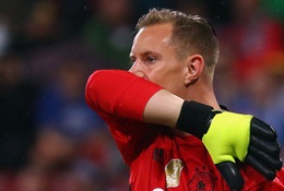 ĐT Đức: Từ pha "đẻ" ra bóng của Ter Stegen đến lỗ hổng phía sau Neuer
