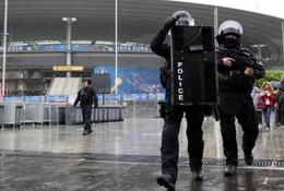 EURO 2016 có thể giải tán Fanzone 