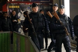 Vụ khủng bố Paris: EURO sẽ không còn “thân thiện”