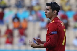 Morata lại sắm vai “chân gỗ” của Tây Ban Nha trong vòng 10 ngày