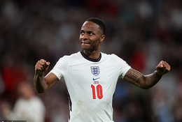 CĐV Anh thừa nhận may mắn khi kiếm được phạt đền trước Đan Mạch