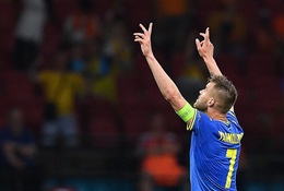 Xếp hạng đội thứ 3 tốt nhất: Ukraine lách qua khe cửa hẹp