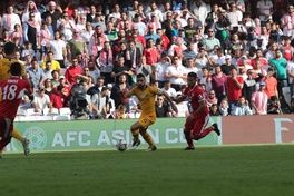 ĐT Australia gào thét khi bị trọng tài cướp trắng quả penalty trong trận đấu với ĐT Jordan