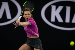 Ấn tượng ngày 2 Australian Open 2019: Cú thuận tay chuẩn từng centimet của Simona Halep