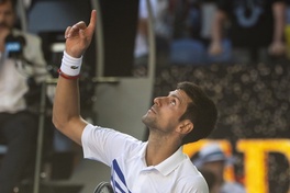 Video Novak Djokovic vs Denis Shapovalov (Vòng 3 Australian Open 2019)