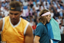 Australian Open 2019: Quá tội cho Stefanos Tsitsipas khi đụng phải Rafael Nadal
