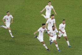 Qatar ghi tên mình vào vòng bán kết Asian Cup 2019