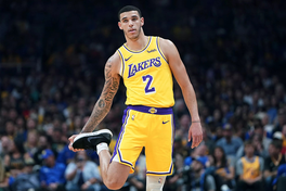 Giày thửa của Lonzo Ball gặp trục trặc, Big Baller Brand phải dời ngày ra mắt BBB Zo2.19