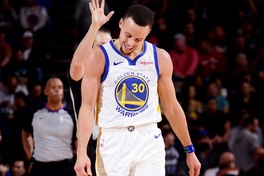 Video Golden State Warriors 117-107 Phoenix Suns (NBA ngày 9/2)