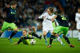 Nhận định Ajax vs Real Madrid 03h00, 14/02 (lượt đi vòng 1/8 Champions League)