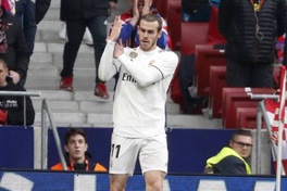 Sống tách mình ở Real Madrid, Gareth Bale bị các đồng đội "ném đá"
