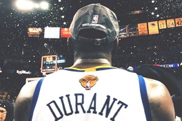 Triều đại vàng Warriors cũng không mê hoặc nổi Kevin Durant?