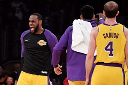 Bỗng dưng quên “tank”, Los Angeles Lakers vùi dập Washington Wizards