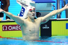 VĐV bơi lội Trung Quốc - Sun Yang bị cấm thi đấu tới 8 năm do dính doping 