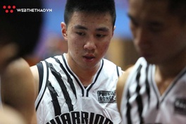 Tân binh Saigon Heat kể chuyện sáng tập bóng rổ, nửa đêm học online