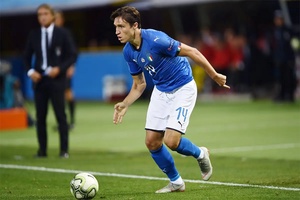 Federico Chiesa xứng đáng hơn là một siêu dự bị của Italia?
