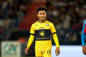 Ấn định ngày Quang Hải về Việt Nam, khó dự trận gặp Dortmund