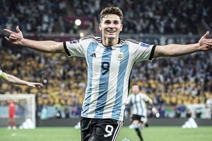 Argentina 2-1 Australia: Hà Lan đợi Messi và các đồng đội ở tứ kết