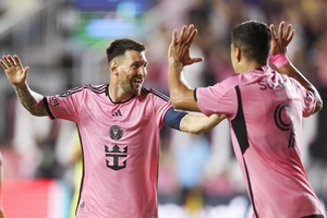 HLV Inter Miami trấn an về Messi và Suarez trước trận gặp New England