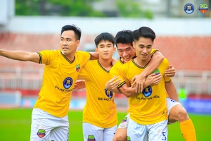 Lịch sử bóng đá Việt Nam: Lần đầu một trường Đại học giành suất đá chuyên nghiệp
