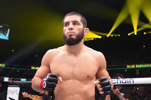 Không nghỉ ngơi nữa: Islam Makhachev sẵn sàng "tất tay" cho trận đấu lớn nhất UFC