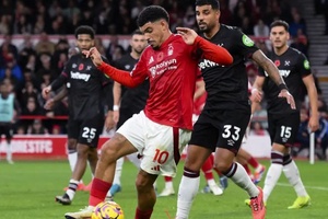 Nhận định, soi kèo West Ham vs Nottingham: Cuộc chiến trụ hạng căng thẳng