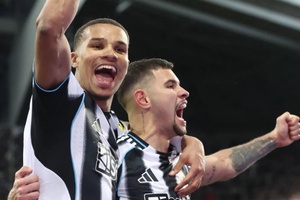 Nhận định, soi kèo Newcastle vs PSV: Cuộc chiến cân bằng tại St James’ Park