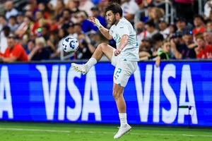 Từ cầu thủ vô danh đến ngôi sao có 4 triệu follow trước World Cup 2026