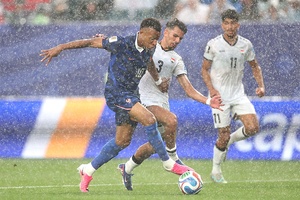 Trận Pháp vs Iraq tại World Cup 2026 bị hoãn vì giông sét