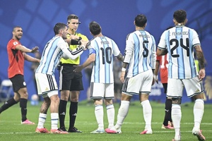 Vì sao các trọng tài Anh không điều khiển trận đấu của Argentina tại World Cup 2026?