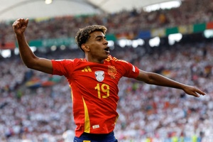 Lamine Yamal gửi "chiến thư" tới tuyển Pháp trước bán kết World Cup 2026
