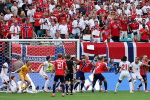 Luật VAR mới ở World Cup 2026 cho phép hủy bỏ bàn thắng vào lưới Anh do lỗi của Haaland