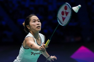 Cựu số 1 đơn nữ thế giới Ratchanok Intanon giúp Thái Lan làm khó Trung Quốc ở giải cầu lông Sudirman Cup 2025