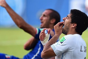 Luis Suarez trở lại World Cup và cơ hội "xóa" vết răng trên vai Chiellini