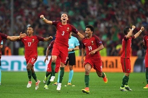 V.League với EURO 2016: Bồ Đào Nha sẽ vào chung kết