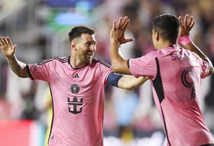 HLV Inter Miami trấn an về Messi và Suarez trước trận gặp New England
