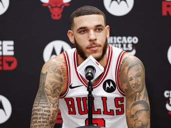 Sau 1000 ngày và ca mổ chưa từng có tiền lệ ở NBA, Lonzo Ball ấn định ngày tái xuất