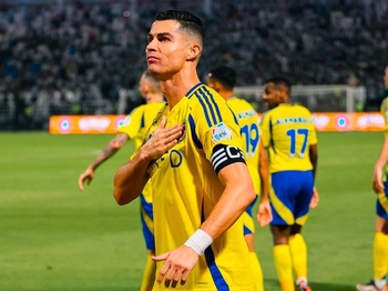 Các cầu thủ ra sân nhiều nhất từ ​​năm 2000 đến nay: Ronaldo đứng đầu