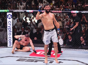 Vì sao Khamzat Chimaev lên ngôi vô địch UFC sẽ là thảm họa?