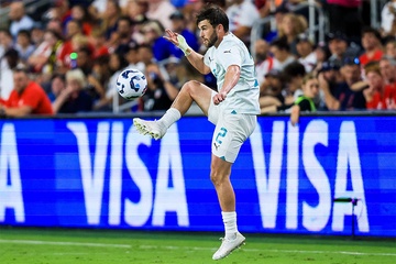 Từ cầu thủ vô danh đến ngôi sao có 4 triệu follow trước World Cup 2026