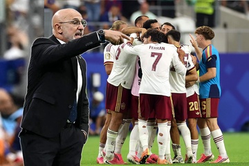 Tây Ban Nha vào chung kết World Cup với triết lý "không ngôi sao"