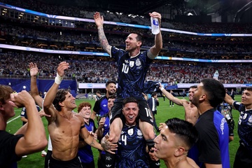 Argentina điều chỉnh chiến thuật thế nào để ngược dòng hạ tuyển Anh?
